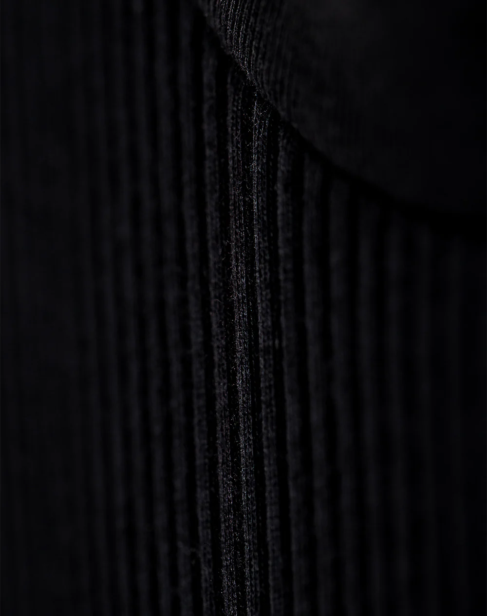 Camiseta slim rib algodón negra hombre - Image 7