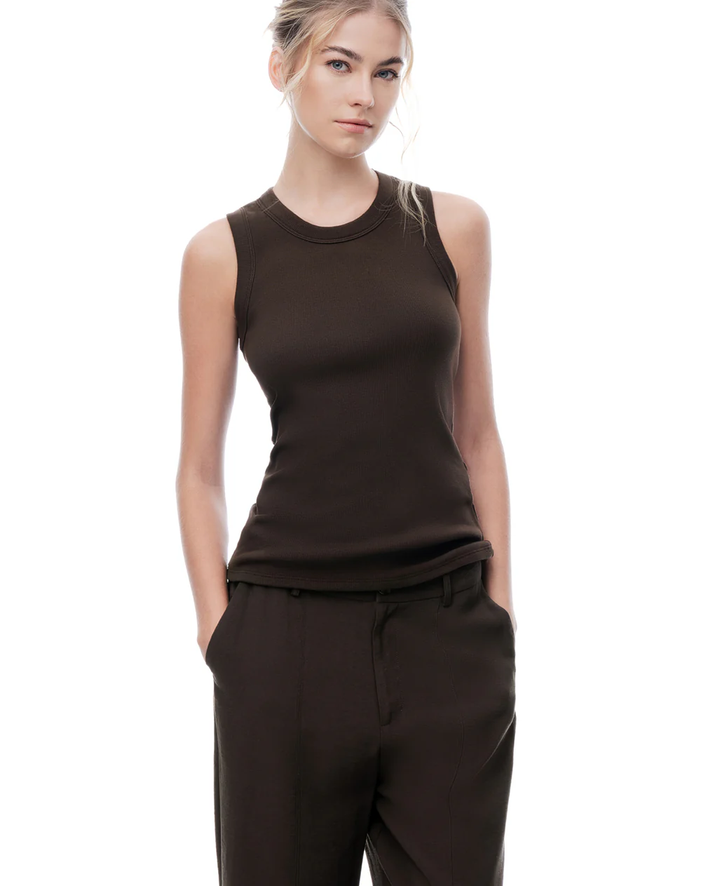Camiseta esqueleto slim rib algodón café mujer