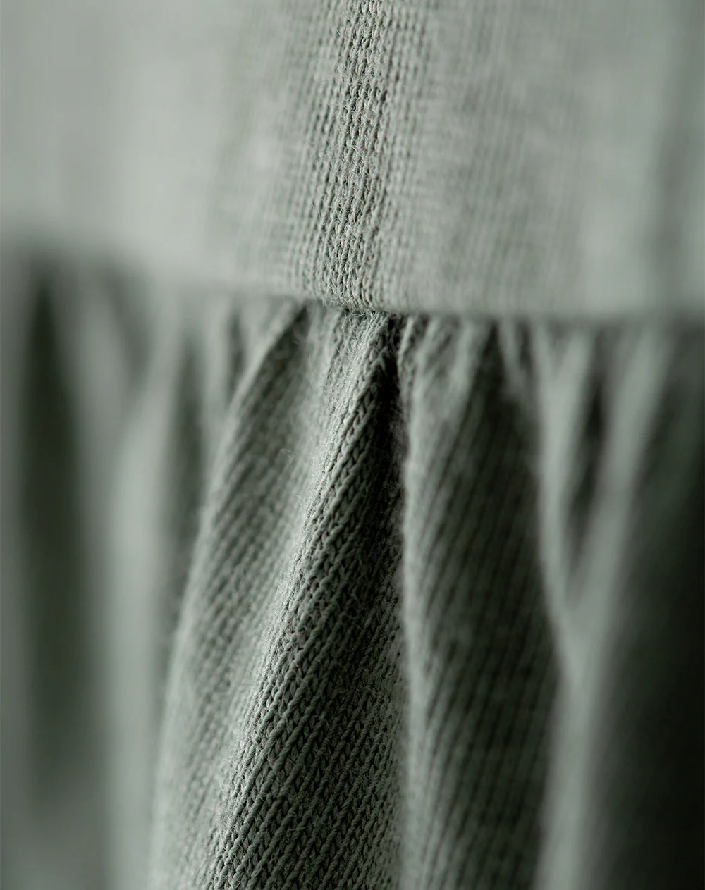 Vestido corto algodón verde niña - Image 5
