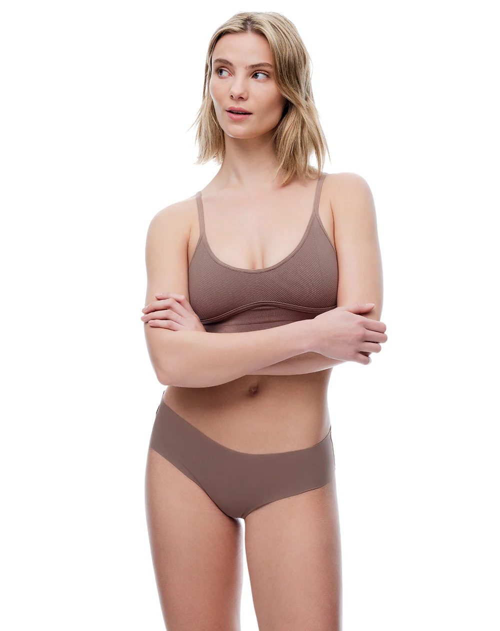 Panty cachetero tiro medio invisble x3unds surtido mujer - Image 7