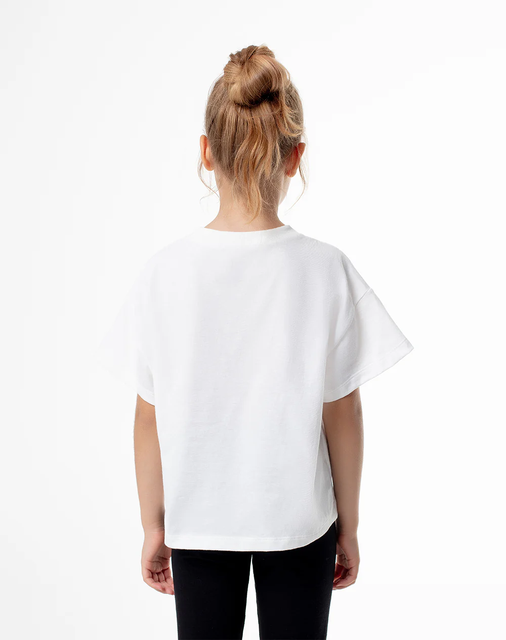 Camiseta oversize algodón blanca niña - Image 2
