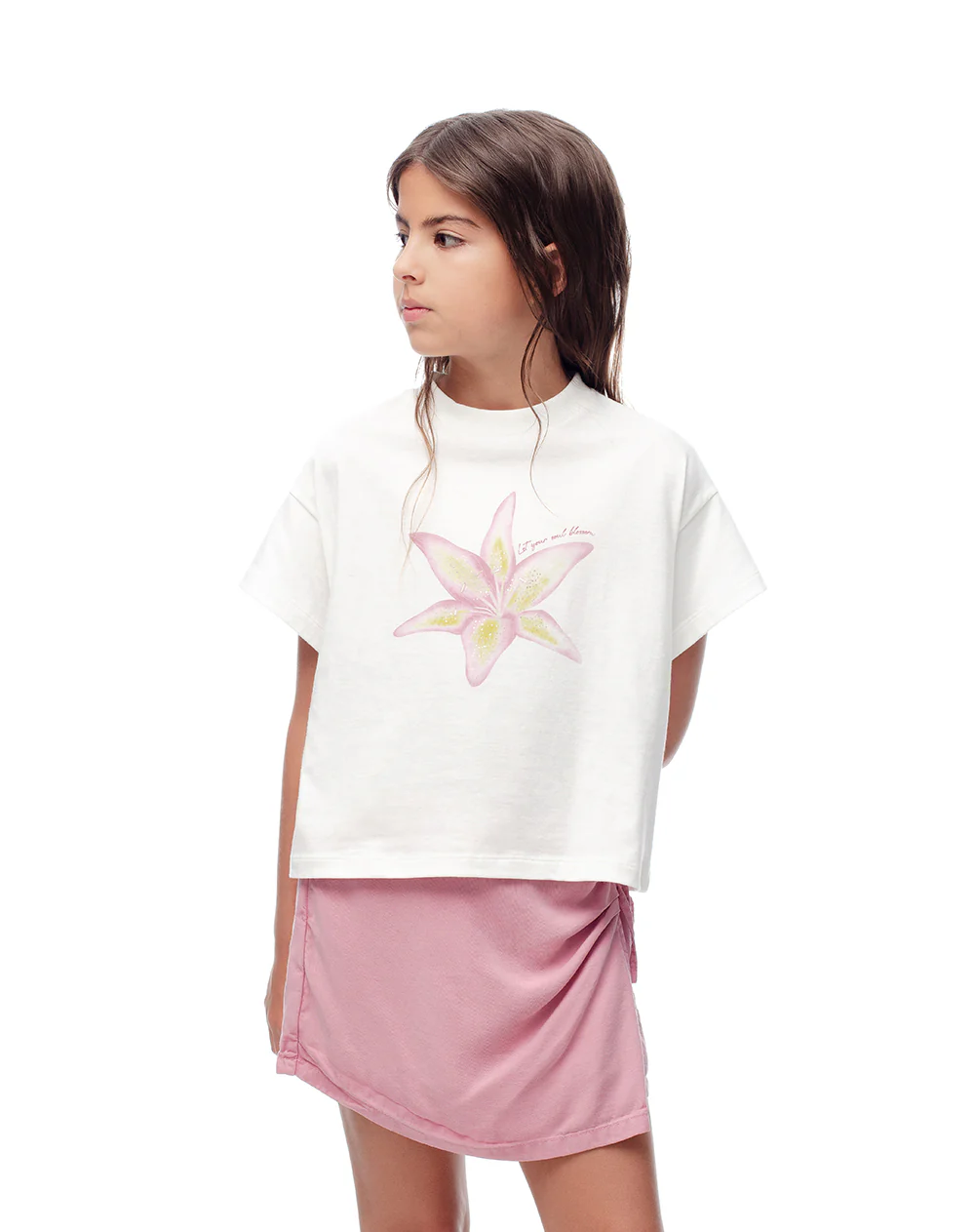 Camiseta regular algodón blanca estampada niña