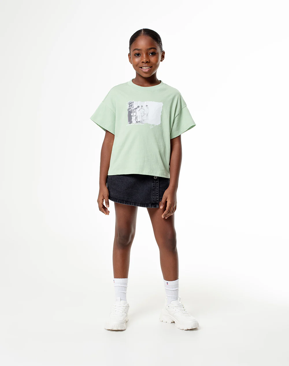 Camiseta oversize algodón verde niña - Image 4