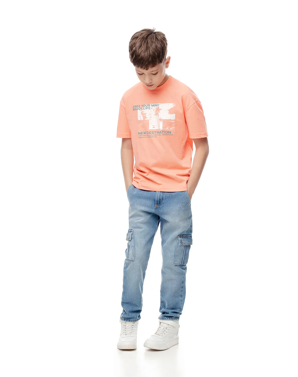 Camiseta regular algodón coral estampada niño - Image 4