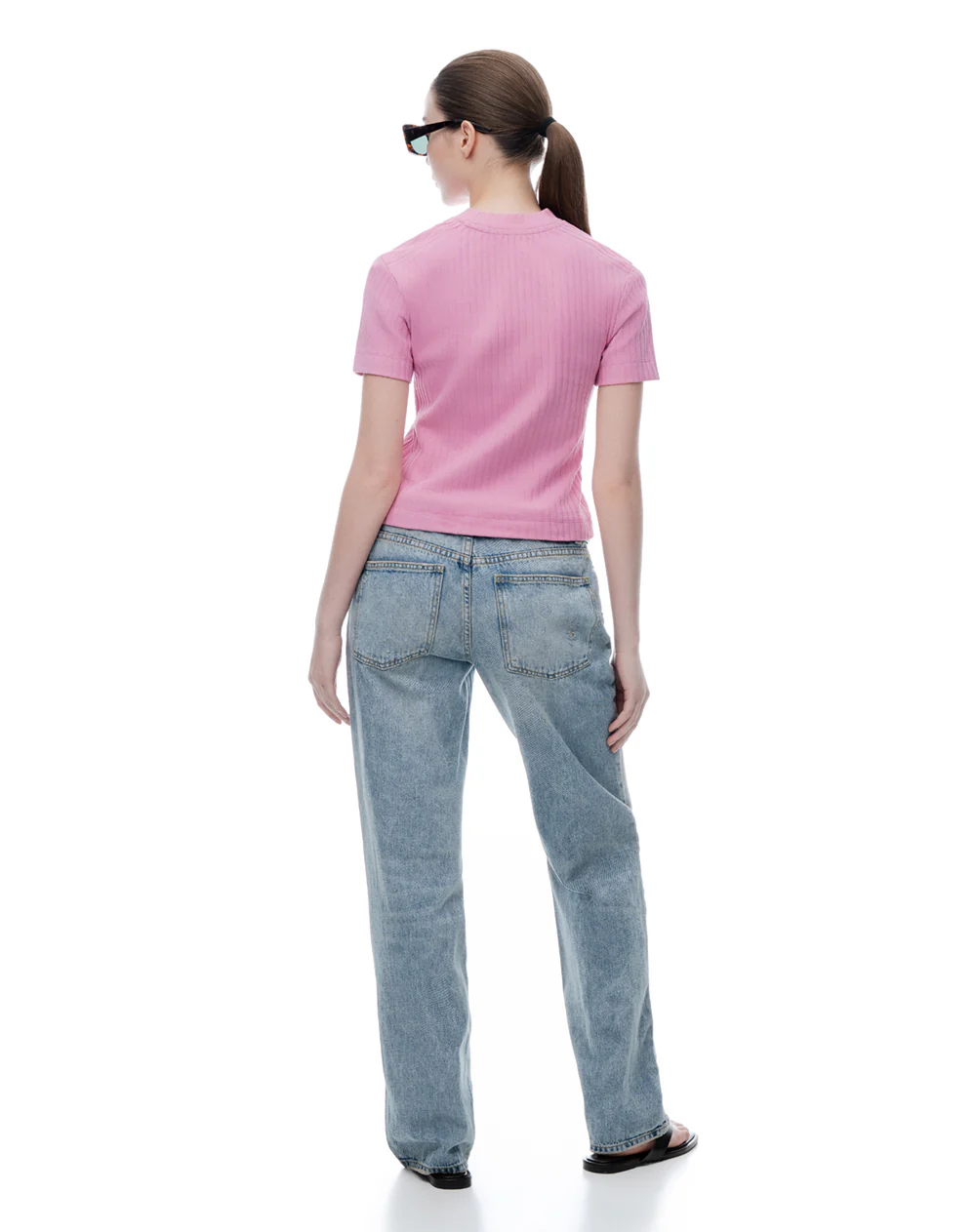 Camiseta slim fit manga corta rosada - Image 3