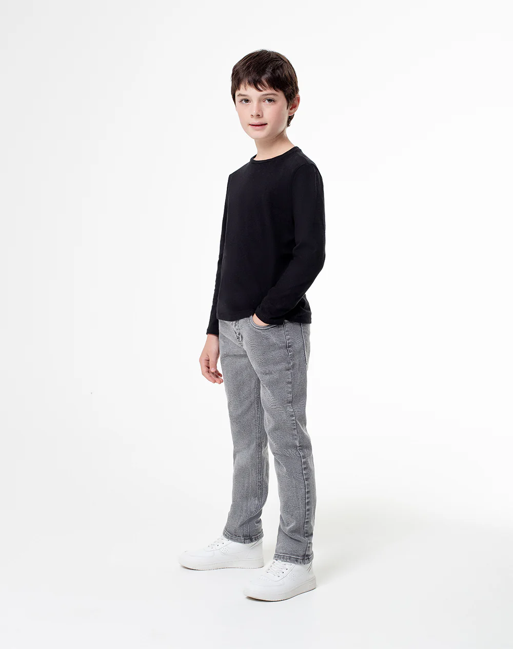 Jean recto gris niño
