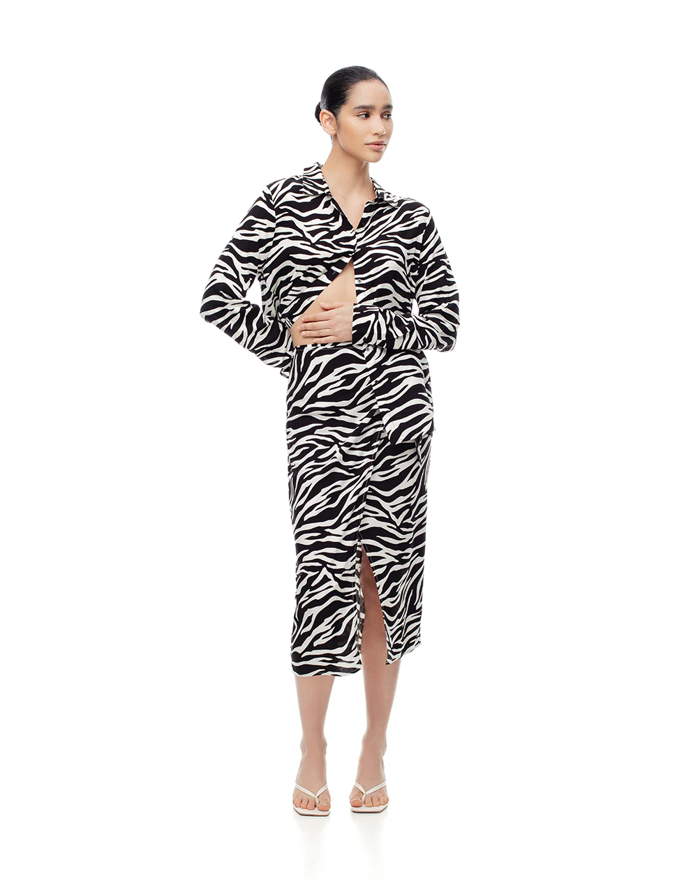 Falda midi tiro alto cruzada print mujer - Image 2