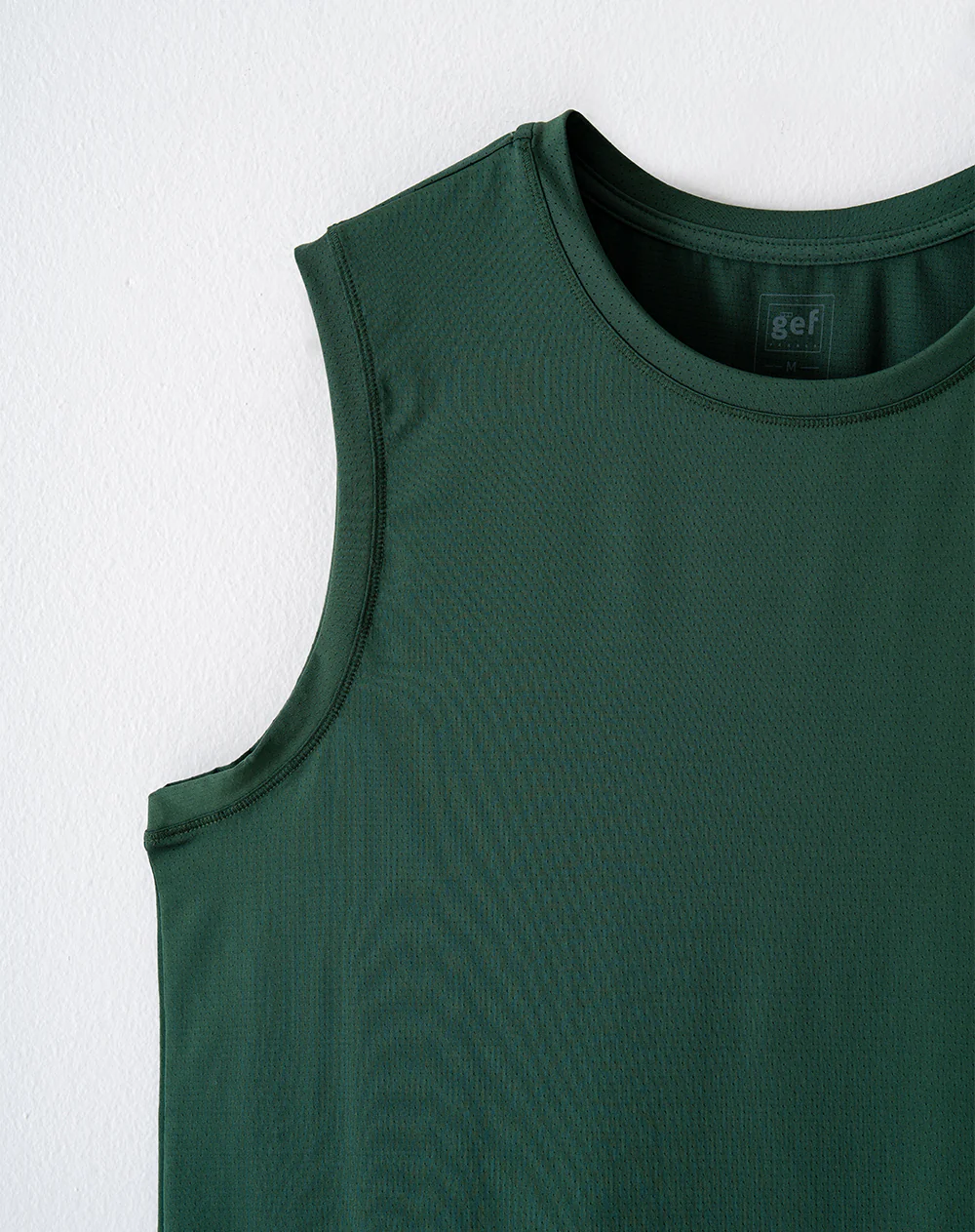 Camiseta regular verde hombre - Image 7