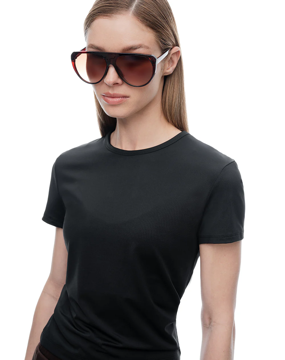 Camiseta deportiva secado rápido negra mujer - Image 4