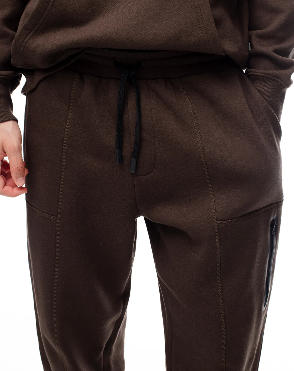 Jogger regular chocolate hombre - Image 5