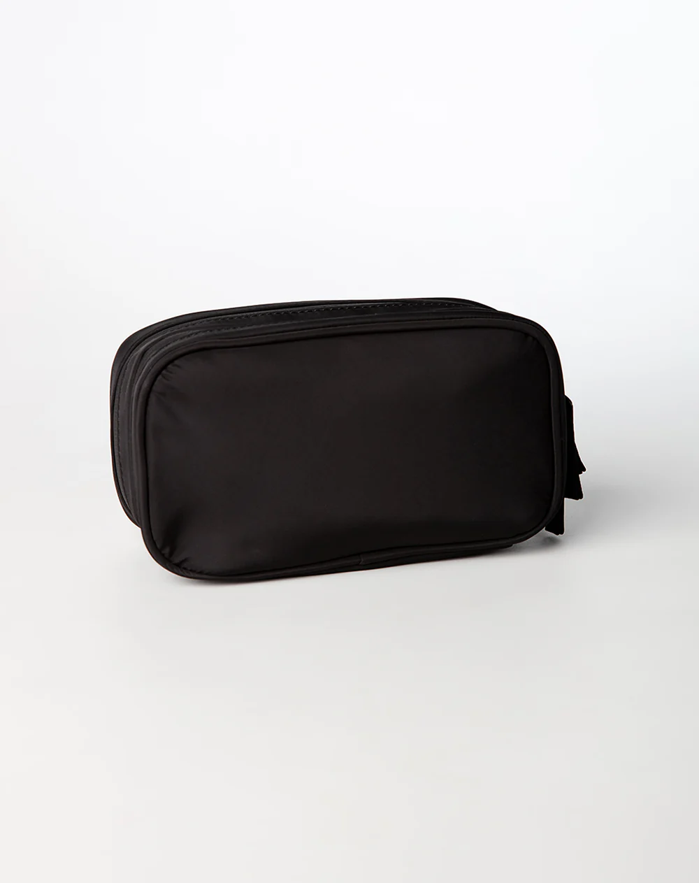 Estuche orgnaizador negro mujer - Image 3