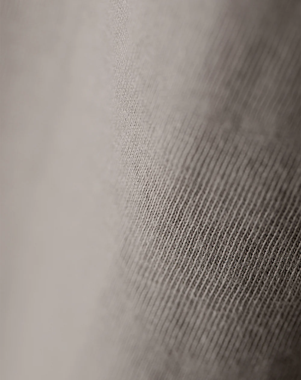 Camiseta relax algodón taupe hombre - Image 6
