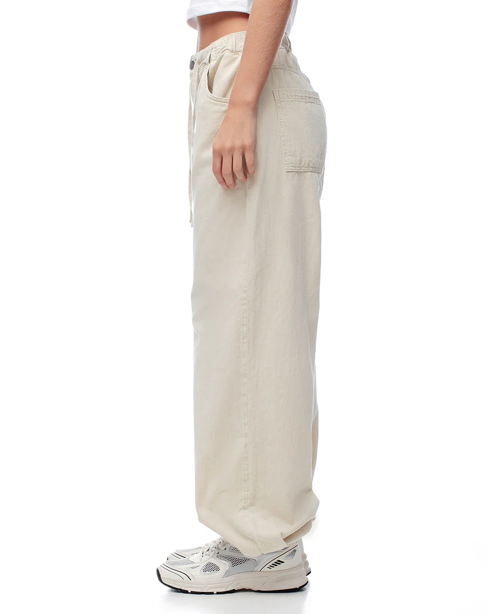 Pantalón jogger tiro medio algodón habano mujer - Image 5