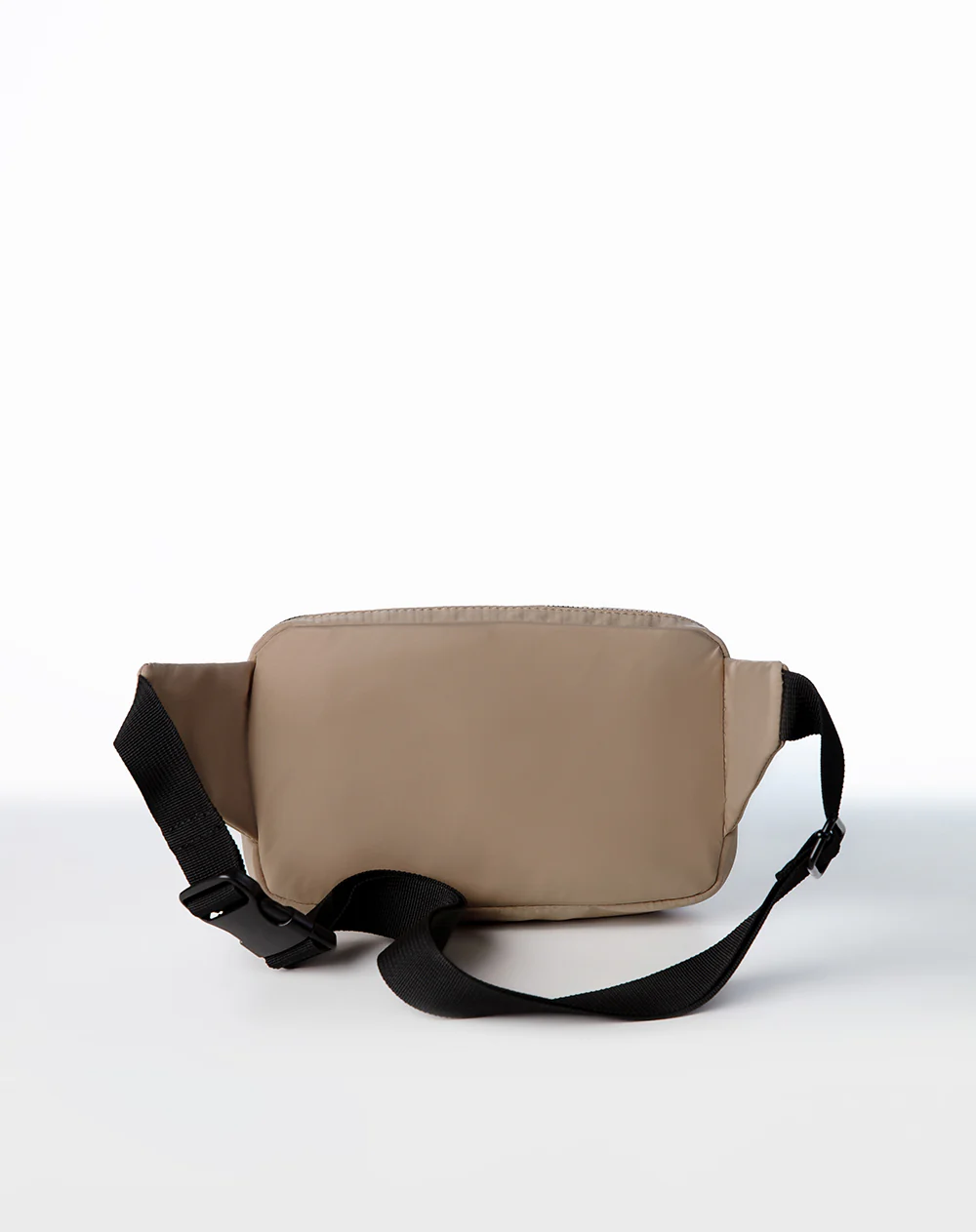 Riñonera ajustable café hombre - Image 3
