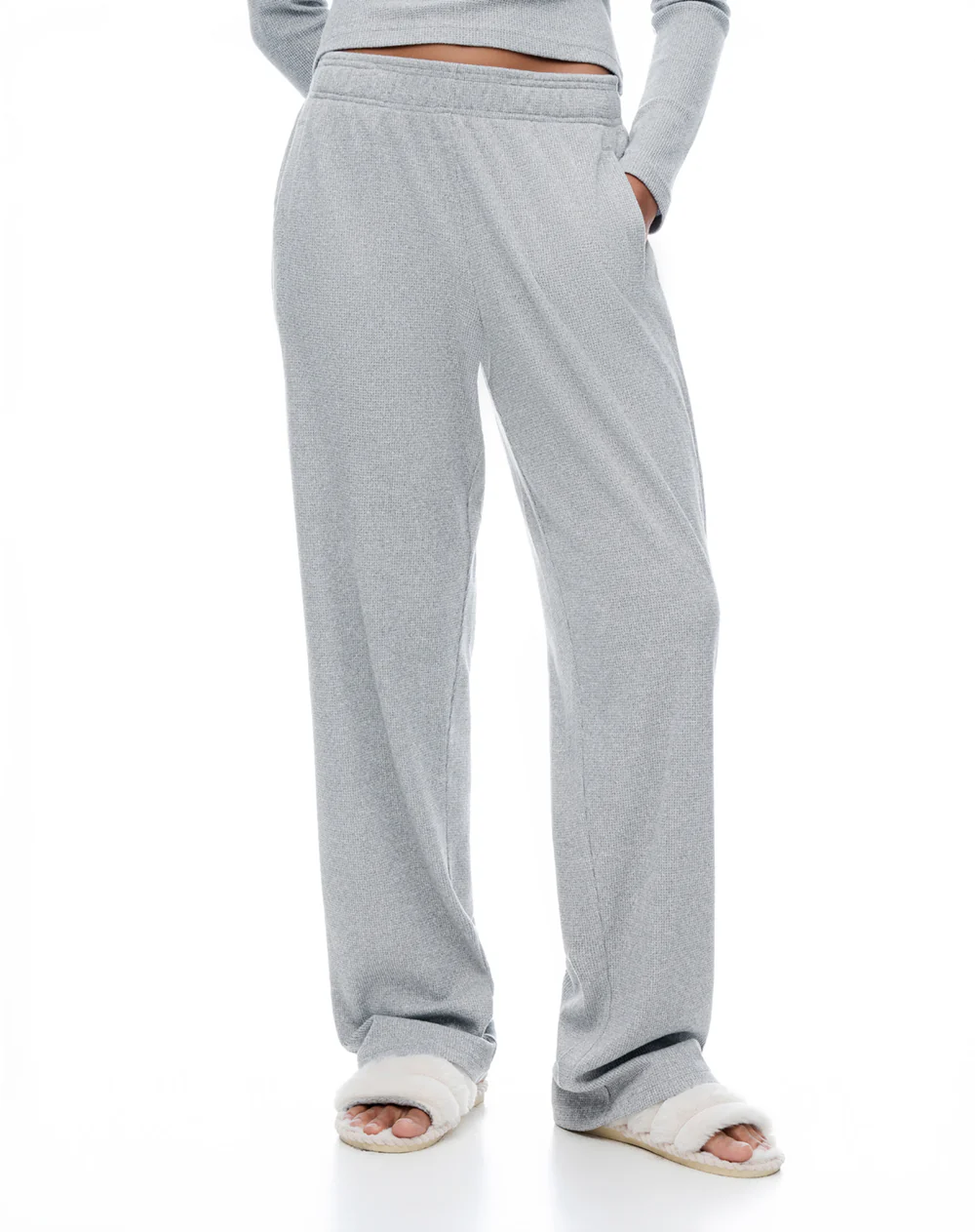 Pantalón regular tiro medio gris mujer - Image 2