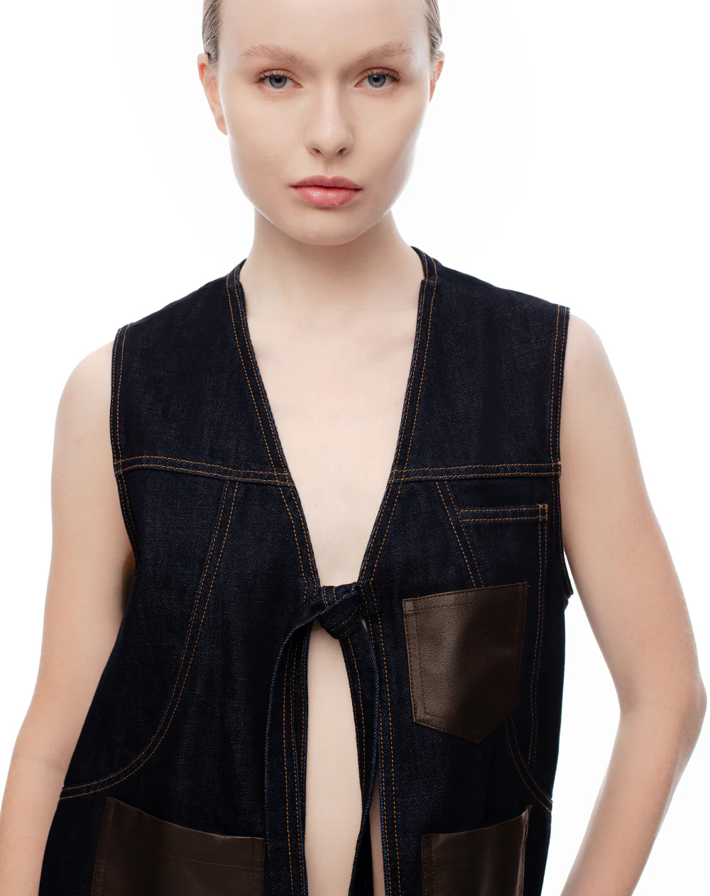 Chaleco denim anudado índigo oscuro mujer - Image 4