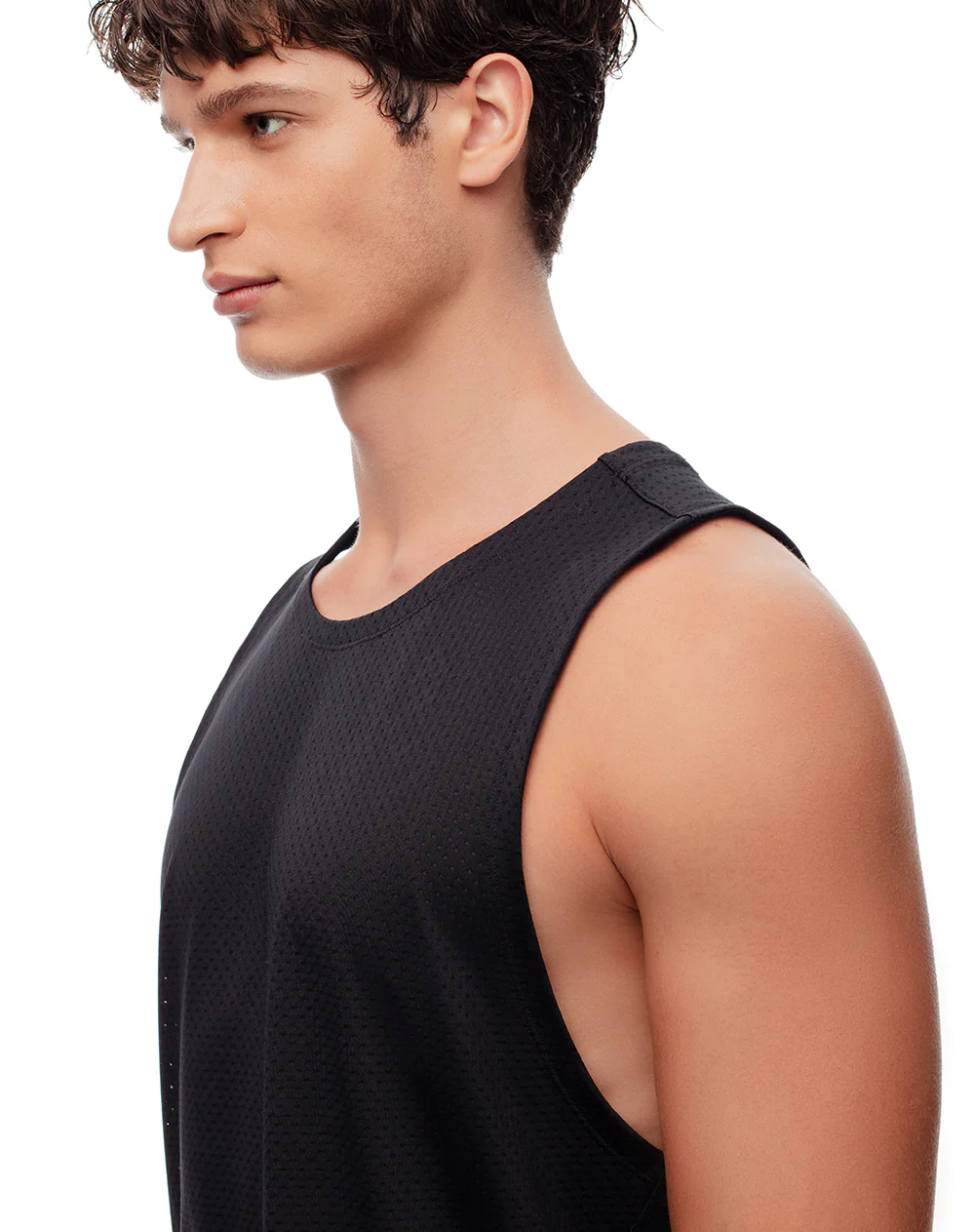 Camisilla deportiva antibacterial negra hombre - Image 3