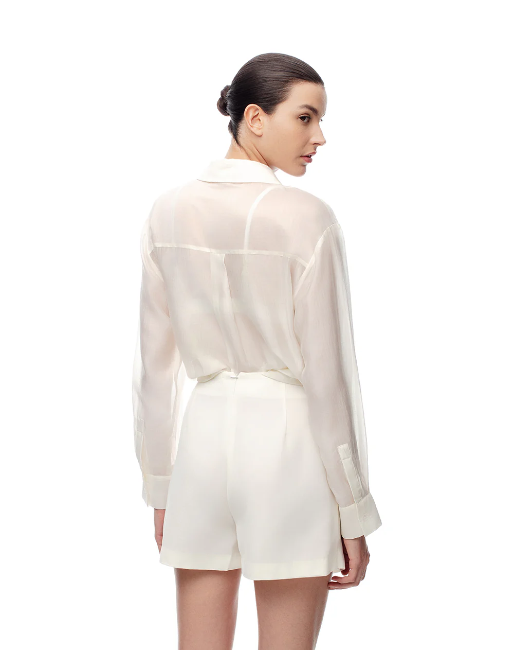Falda short tiro medio cruzada anudada blanca mujer - Image 3