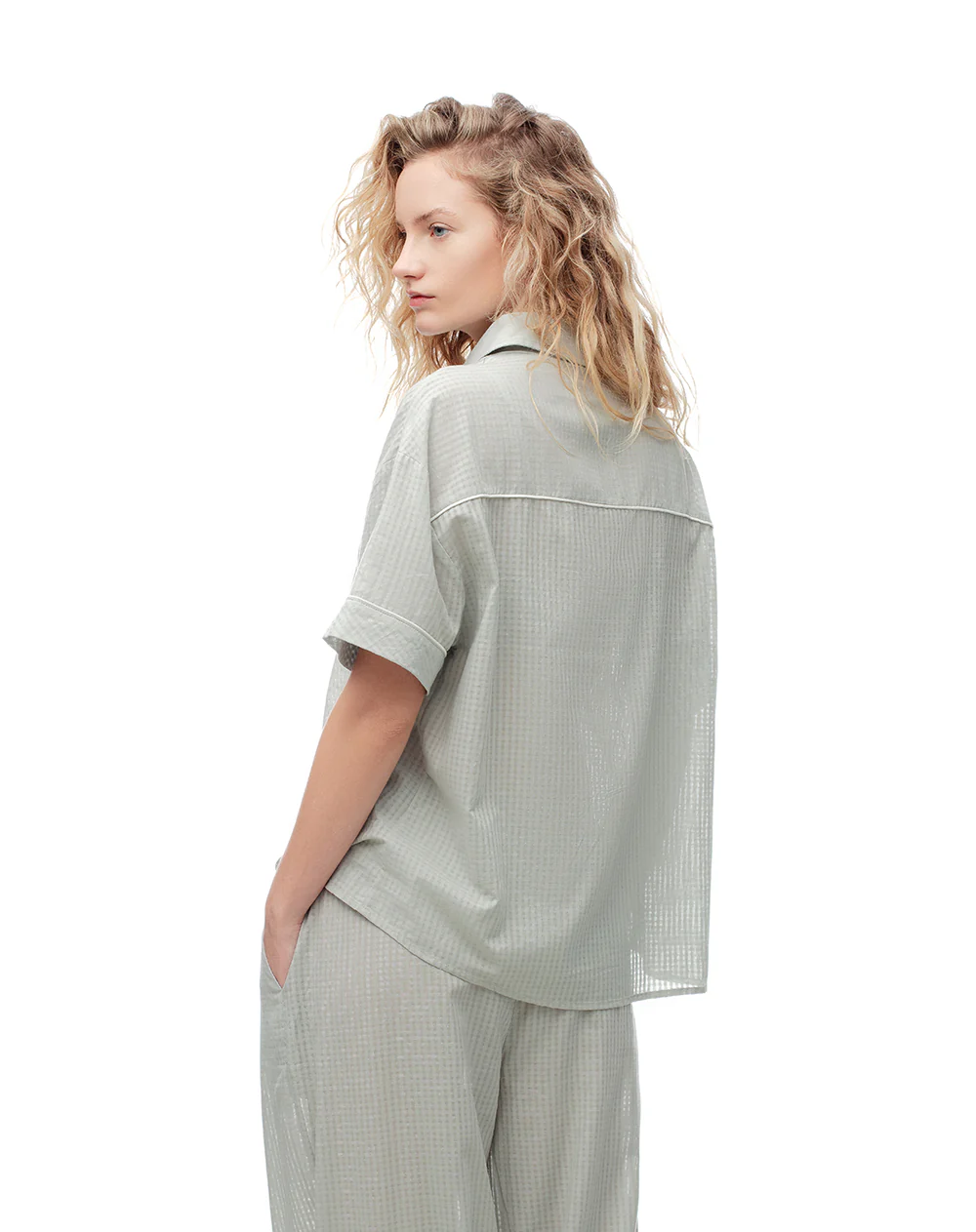 Camisa relaxed manga larga verde mujer - Image 2