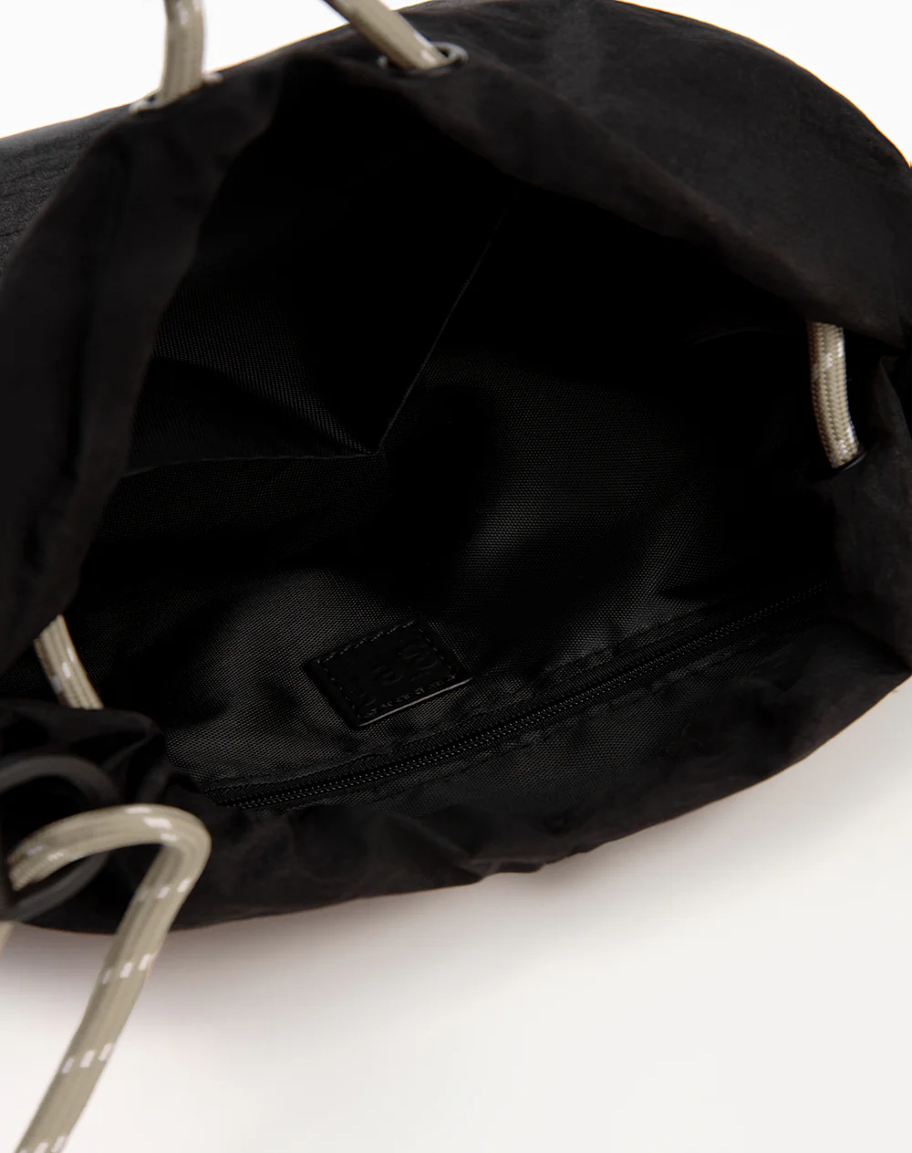 Bolso bucket negro mujer - Image 7
