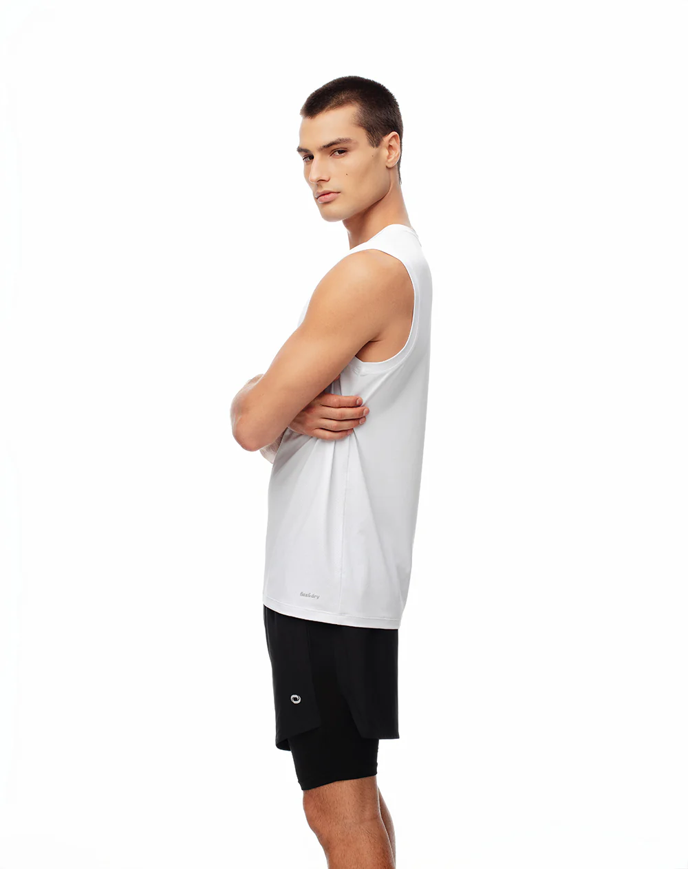 Pantaloneta deportiva negro hombre - Image 5