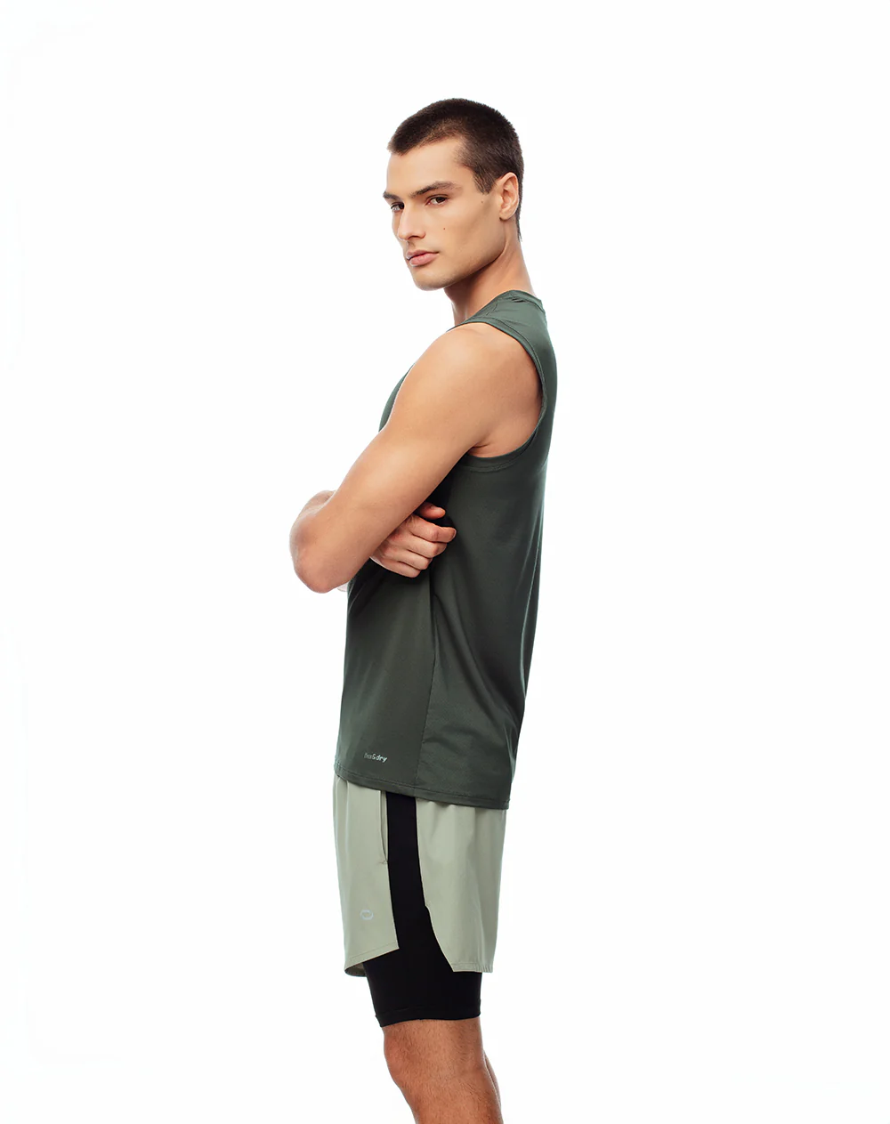 Pantaloneta deportiva verde bloques hombre - Image 5