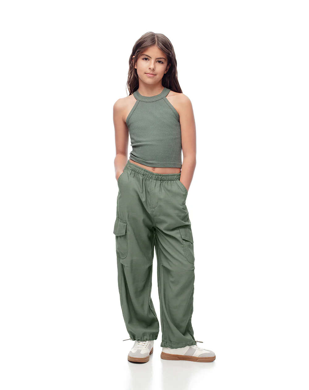 Jogger cargo tiro medio verde niña