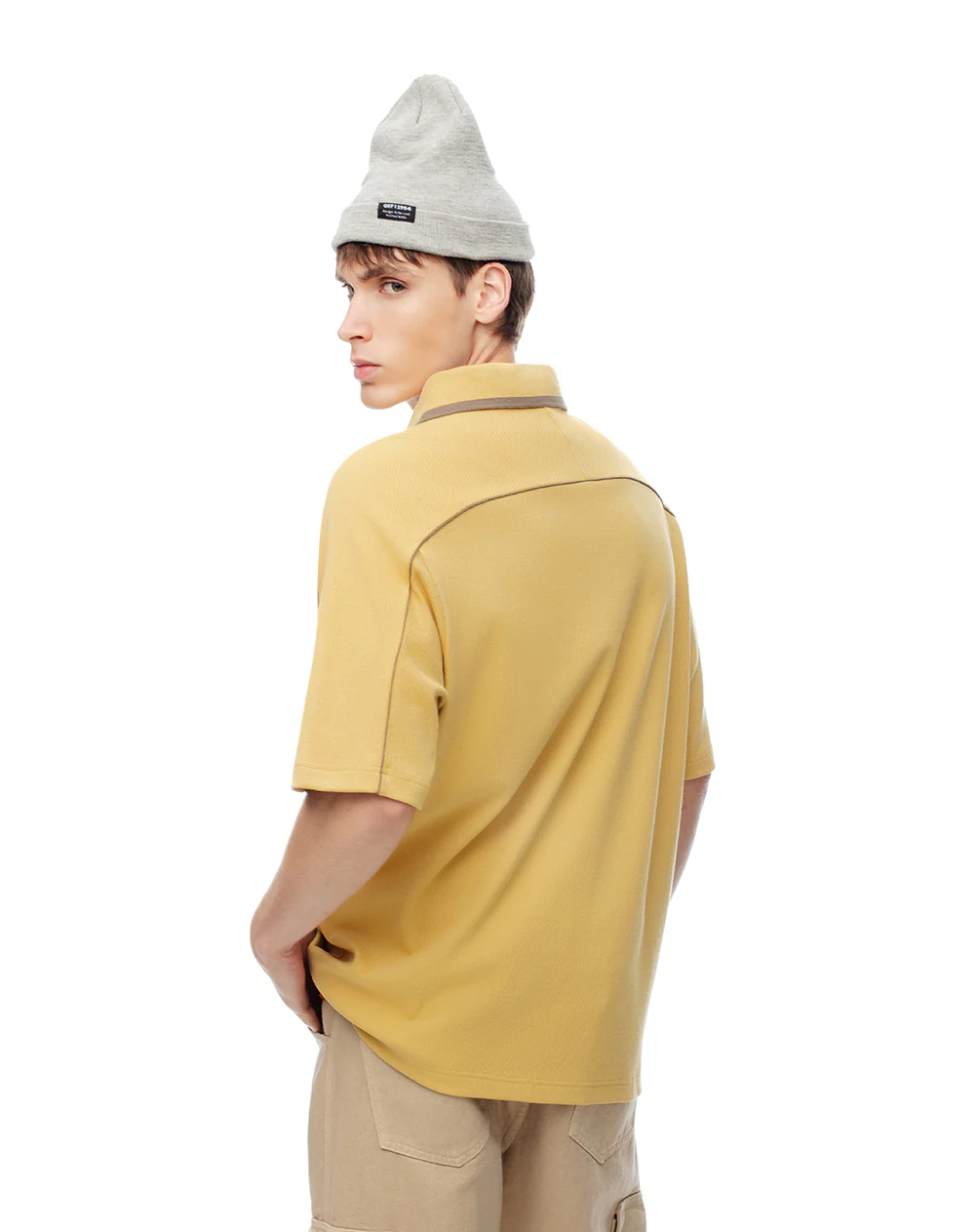 Camiseta tipo polo oversize amarilla hombre - Image 2
