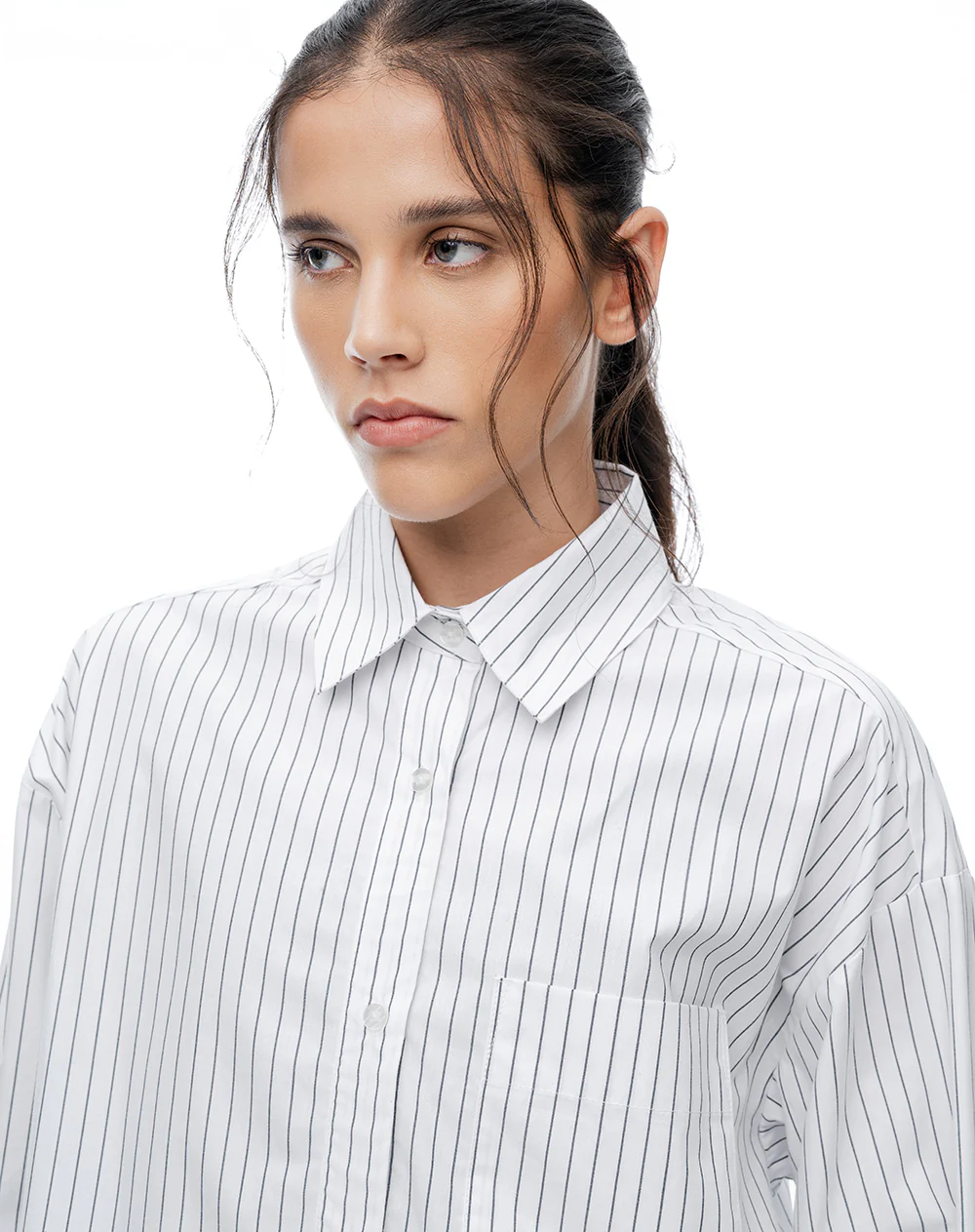 Camisa manga larga oversize blanca rayas mujer - Image 3