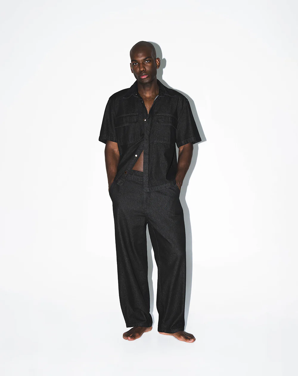 Camisa manga corta loose denim negro hombre - Image 5