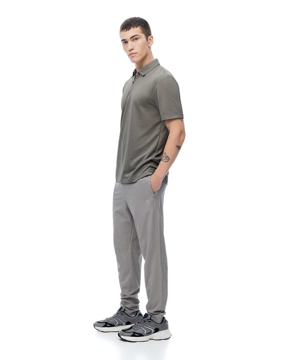 Jogger relaxed tiro medio taupe hombre - Image 5